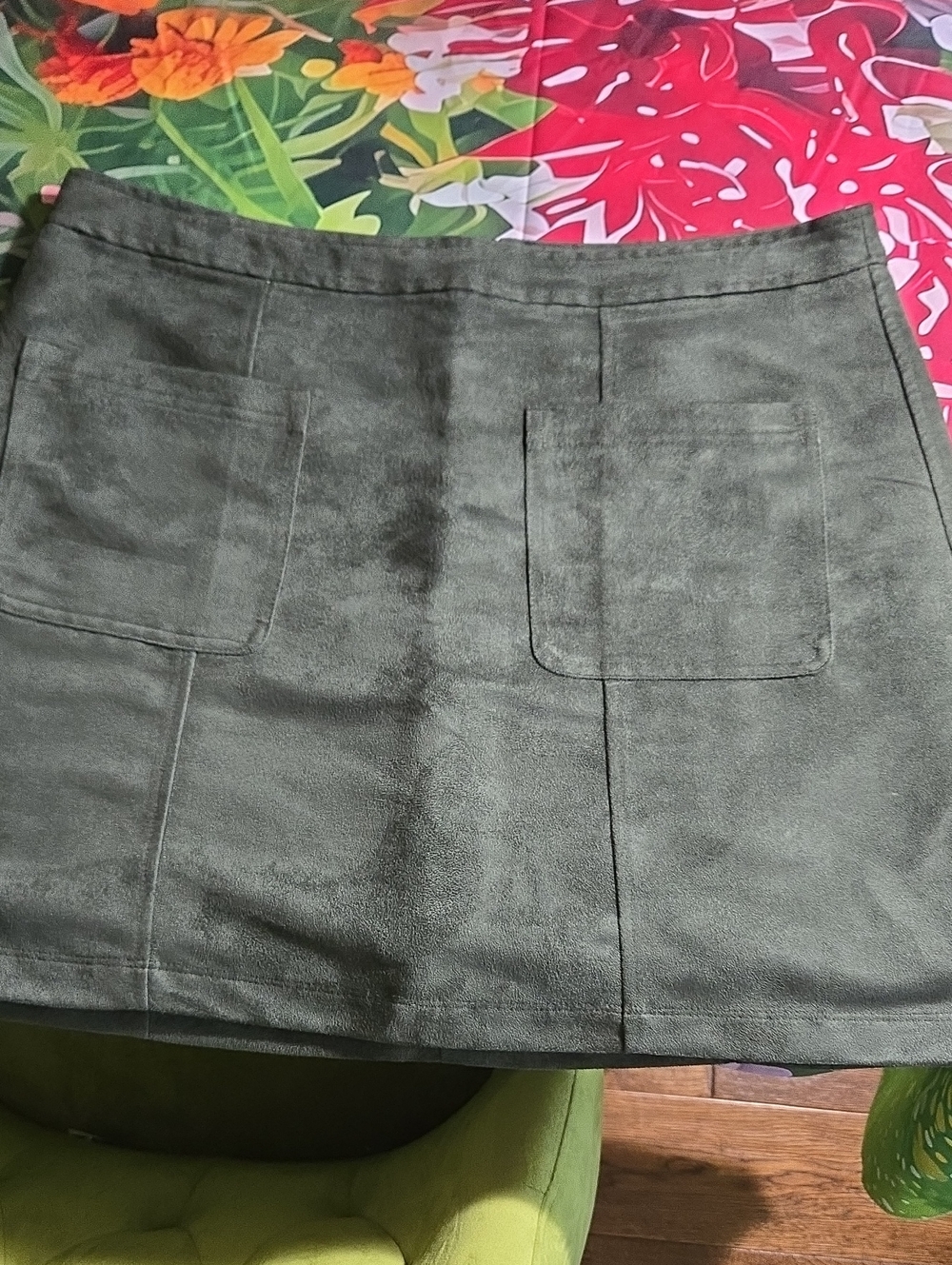 Women's Olive Green Suede Pocket Mini Skirt